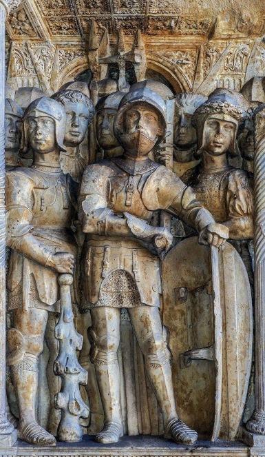 Gorjales en las armaduras del Siglo XV Img_4315
